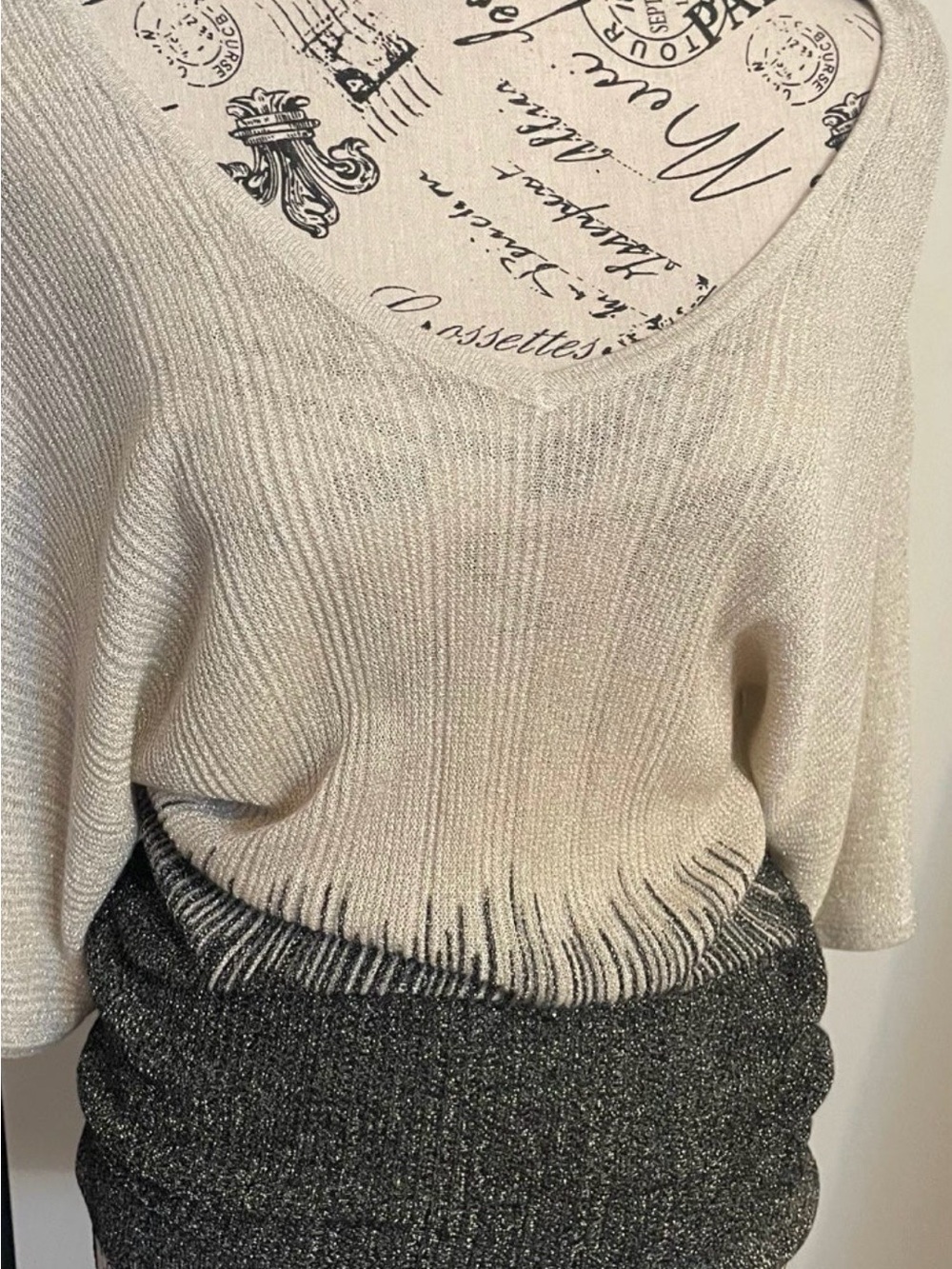 New York & Company Cream V-Neck Metallic Ribbed Sweater